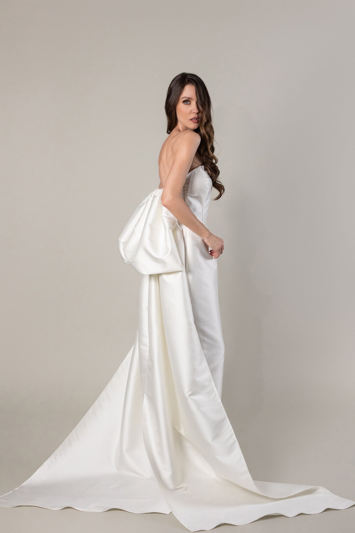 AUDREY CAPE
